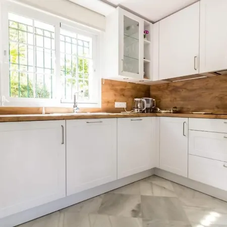 Luxury Townhouse Golden Mile Alpehytte